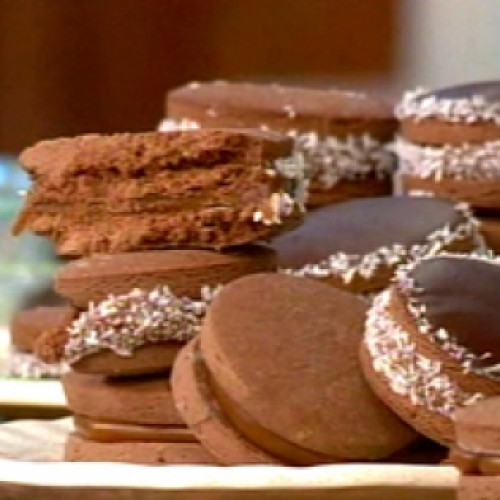 Alfajores de maicena con chocolate