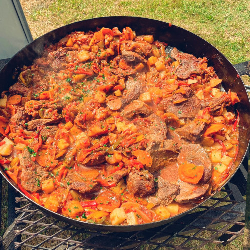 BIFES A LA CRIOLLA