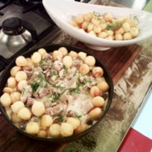 Bondiola a la crema con papas noisette