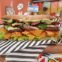 Sandwich de ojo de bife