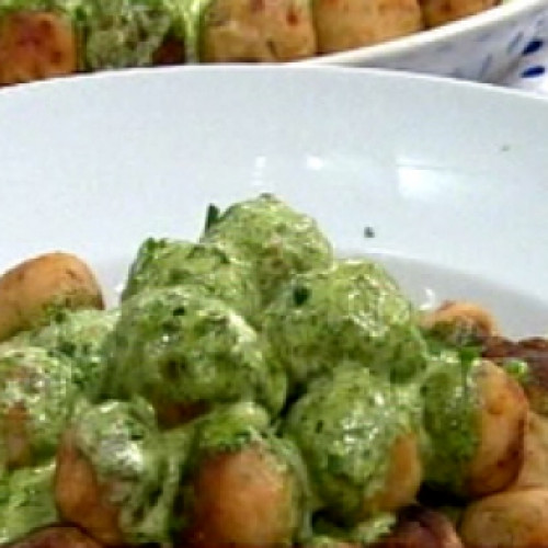 Albóndigas de pescado con salsa verde