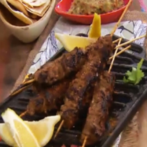 Brochettes de carne especiada