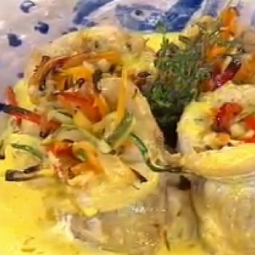 Brótola rellena con vegetales