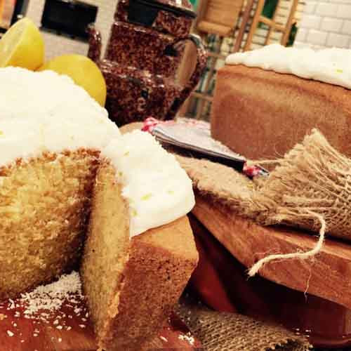 Budín de coco y limón con merengue