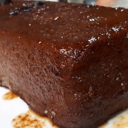 Budín de pan con chocolate y café