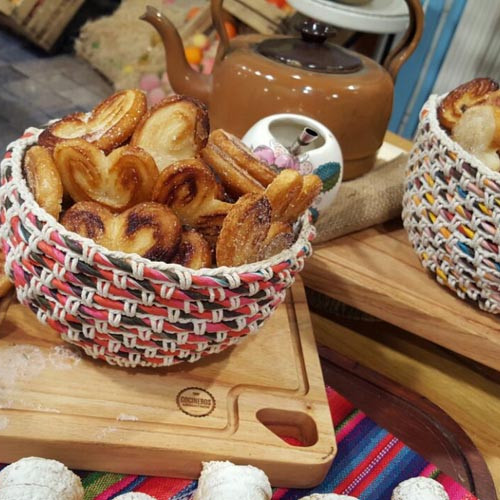 Cañoncitos de hojaldre rellenos con dulce de leche y palmeritas caseras