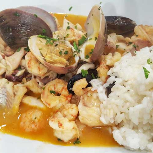 Cazuela de pescados y mariscos por Borja Blázquez