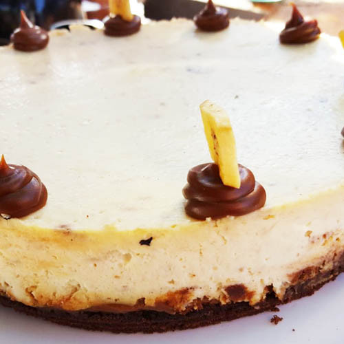 Cheesecake split, dulce de leche y banana