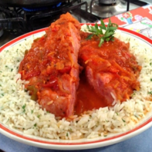 Chorizo enroscado a la pomarola con arroz