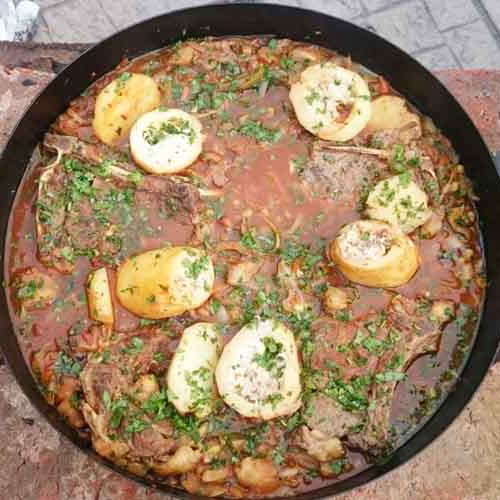 Costeletas de ternera al disco con papas rellenas