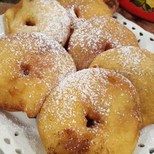 Donas fritas de manzana