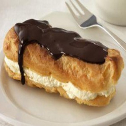 Eclaires de crema y chocolate