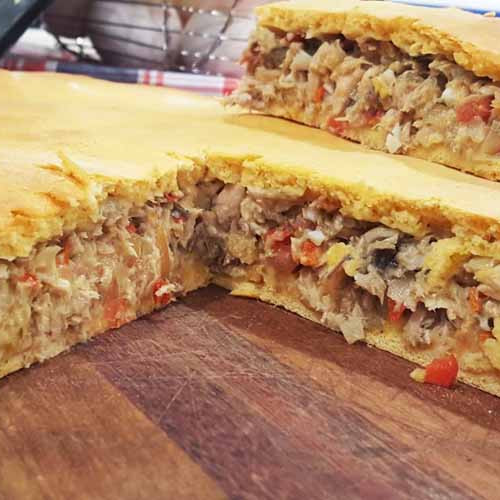 Empanada gallega de atún y caballa en masa suave