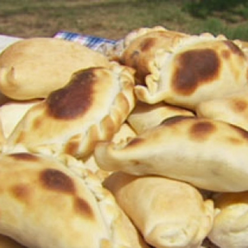 Empanadas tucumanas al horno de barro