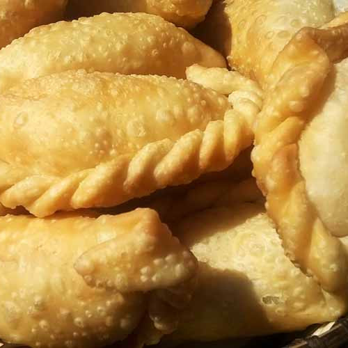 Empanadas tucumanas de matambre fritas