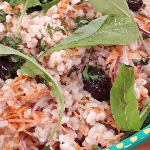 Ensalada de cebada y de pastas seca