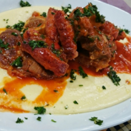 Estofado de ossobucco en puré a la mozzarella