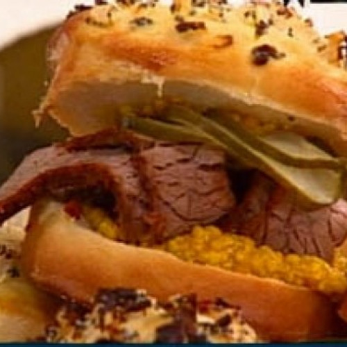 Fácil y rico pastrón en sandwich con pancitos caseritos