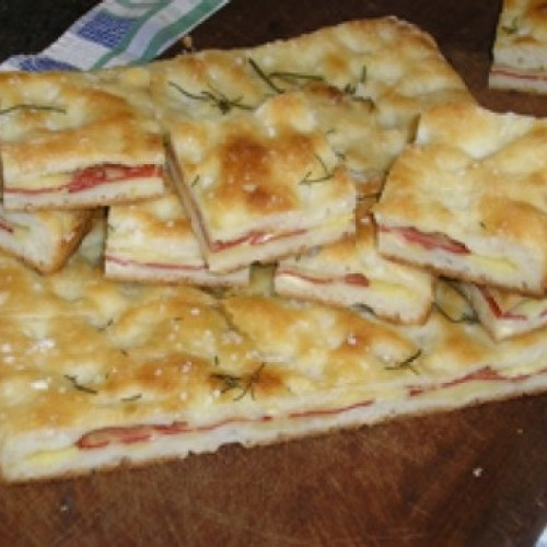 Focaccia rellena