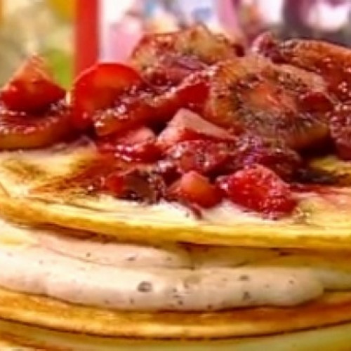 Fresquísima torta de frutas y sabayón gratinado