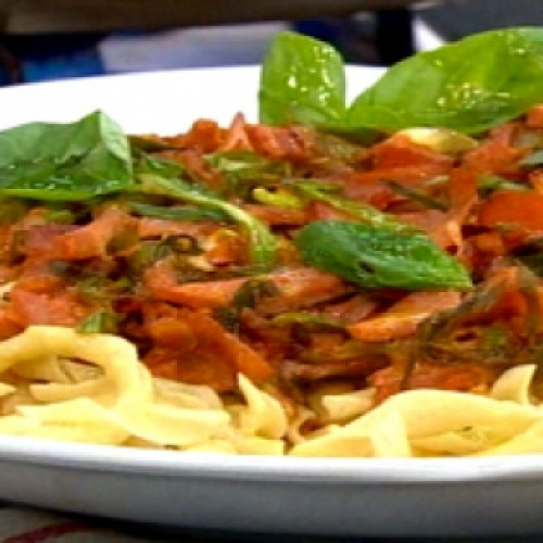 Fusilli al fierrito con salsa scarparo