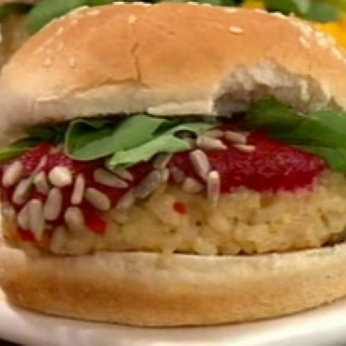 Hamburguesas de arroz yamaní y vegetales