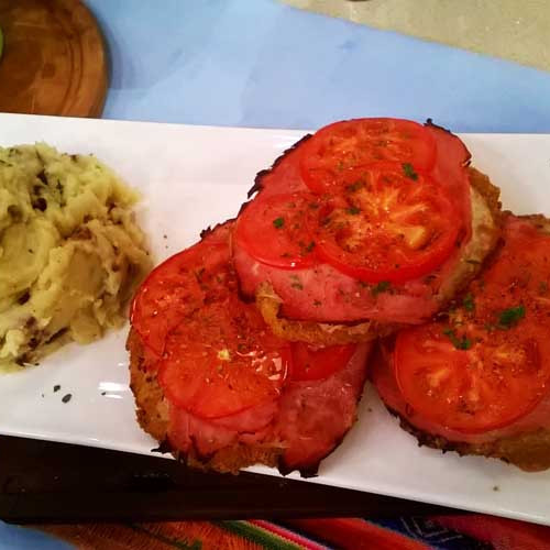 Milanesas de peceto napolitanas con puré especial