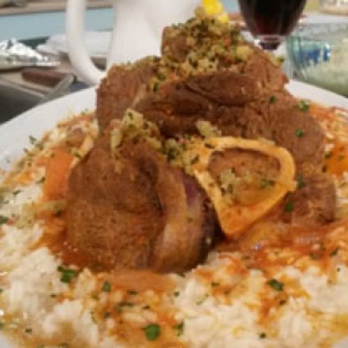 Ossobuco breseado crocante con falso risotto