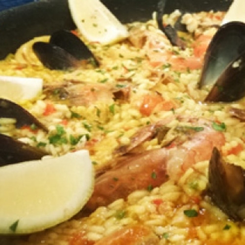 Paella de mariscos en sartén con Raúl Lavié