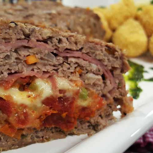 Pan de carne relleno con papanesas