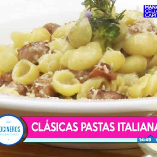 Pasta fresca con dos salsas en Torrepueblo