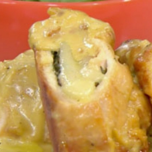 Pechugas rellenas con papas a la crema