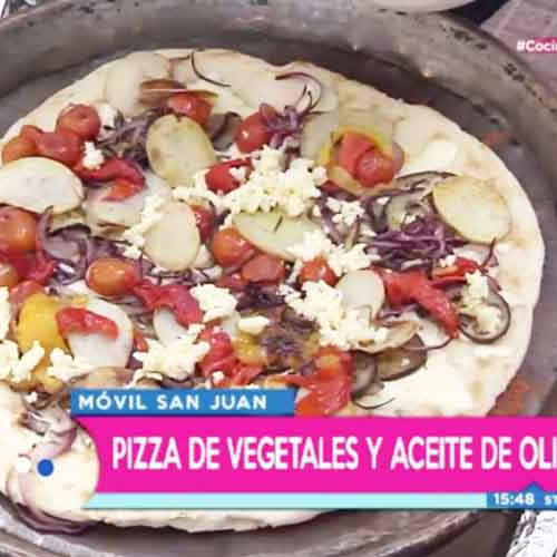 Pizza primaveral al oliva