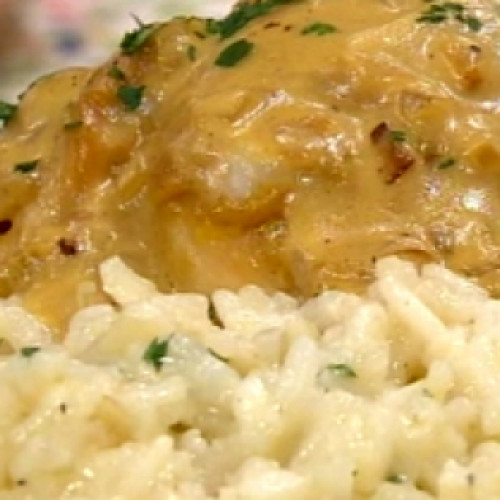 Pollo a la mostaza con risotto cremoso