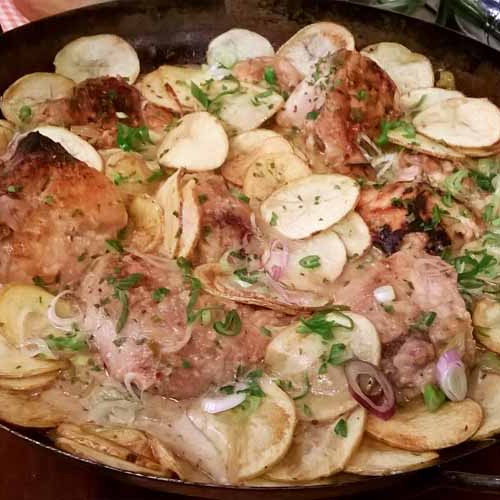 Pollo al verdeo y limón al disco con papas españolas