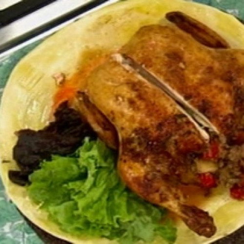 Pollo relleno a la manteca de limón