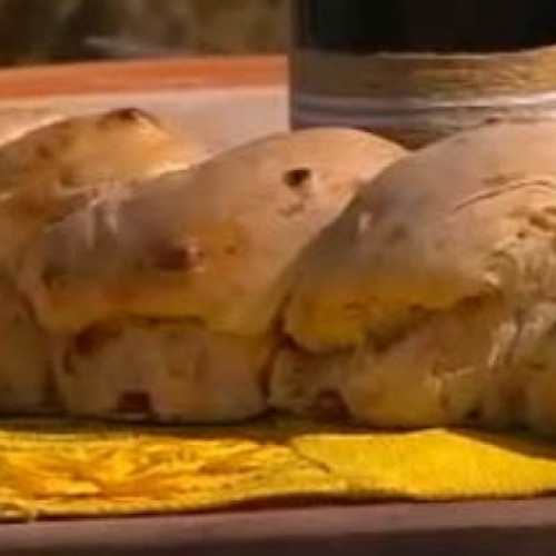 Qué locura más rica!!! Panes trenzados de longaniza, tomates secos y aceitunas