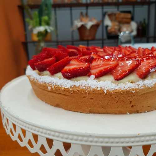 Tarta de ricota con pastelera y frutillas