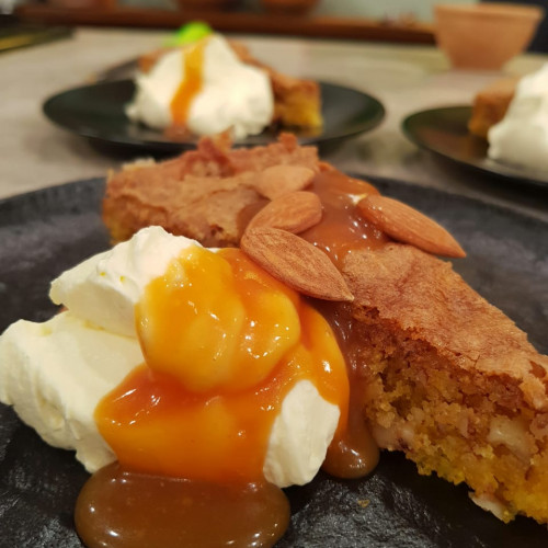 Torta de polenta, limón y almendras