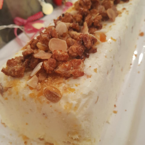 Turrón helado y garrapiñadas