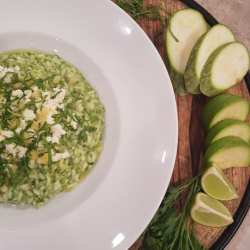 Risotto de zapallitos, perejil y ricota al limón