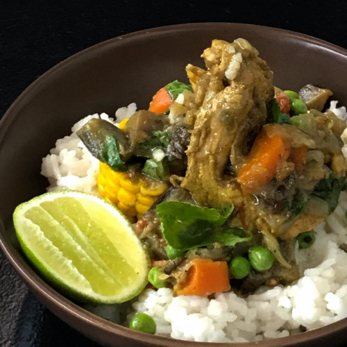 CURRY DE POLLO