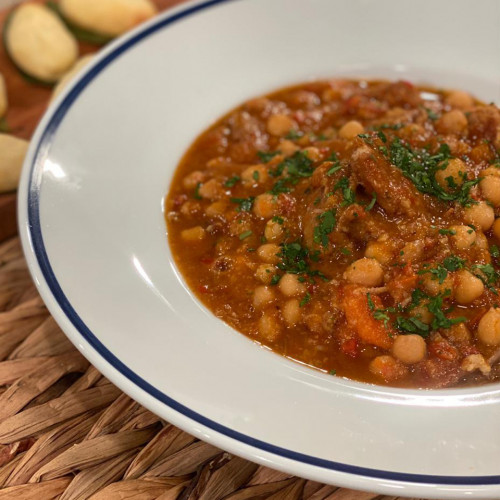 GUISO DE PECHITO DE CERDO Y GARBANZOS