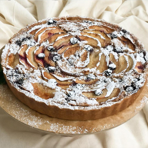 TARTA CON MANZANA Y ARÁNDANOS