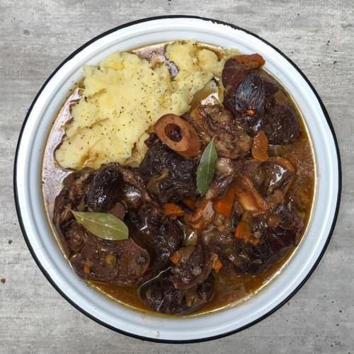 OSSOBUCO BRASEADO AL VINO TINTO