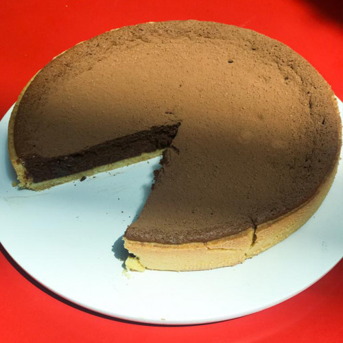 TARTA DE CHOCOLATE CON BASE DE POLENTA