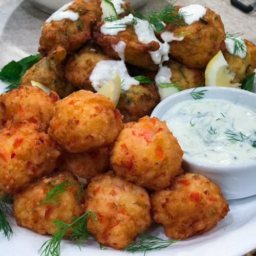 BUÑUELOS DE TOMATE Y ZUCCHINIS