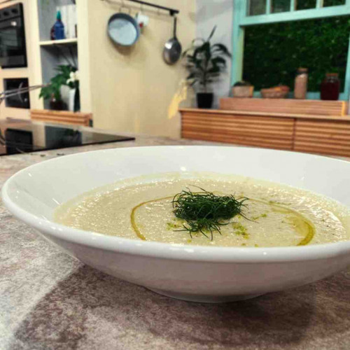 SOPA DE ZAPALLO Y SOPA DE COLIFLOR