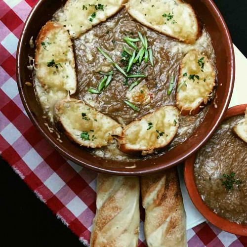 SOPA DE CEBOLLAS