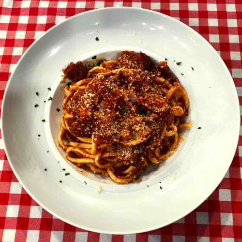 RAGÚ CON PASTA